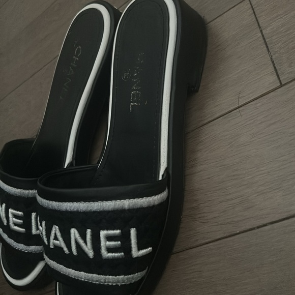 Like new - Picture 5 of 6